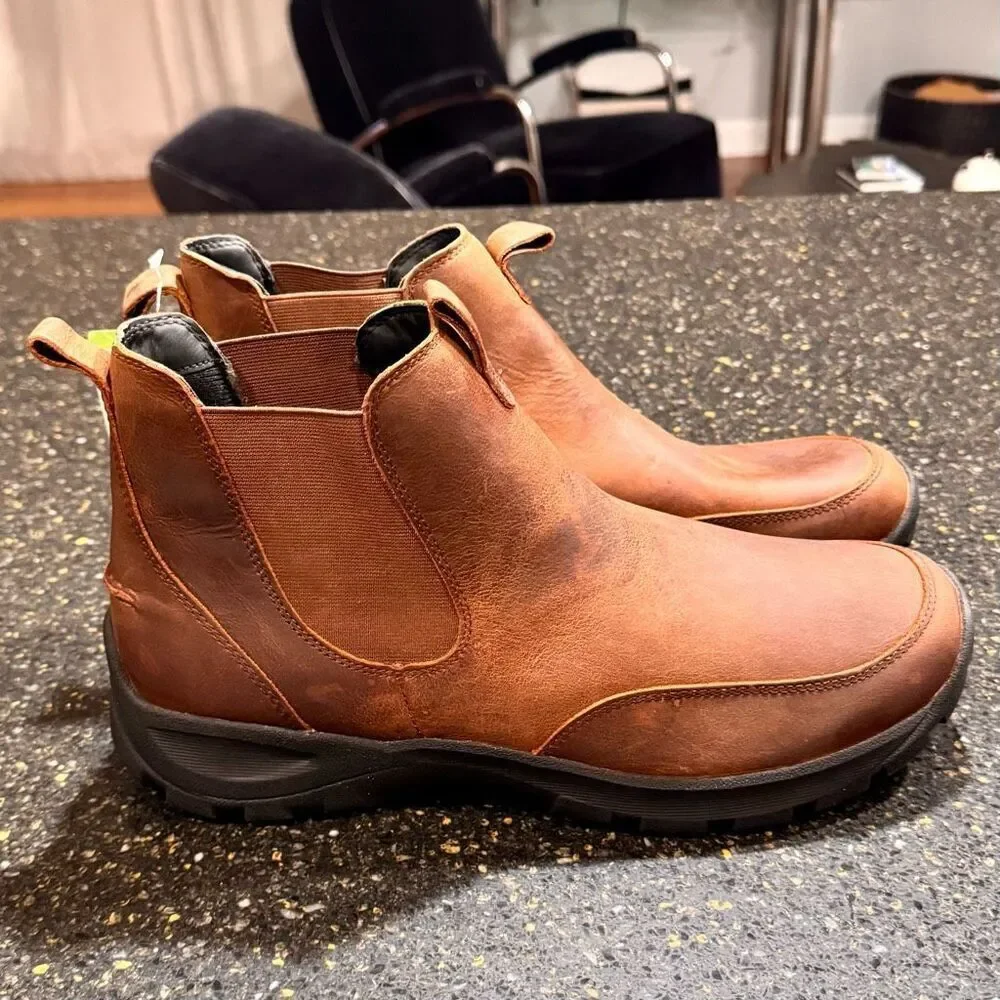 Lands End All Weather Brown oiled Leather Chelsea Boots. Size 11.5D.